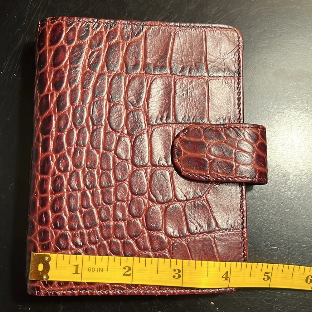 Filofax Classic Croc Pocket Leather Organizer - Picture 8 of 12
